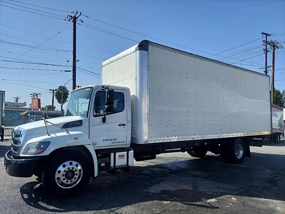 2017 Hino 268