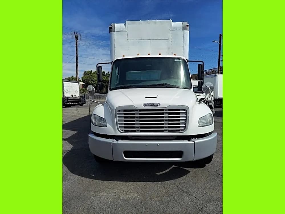 2019 Freightliner M2 106