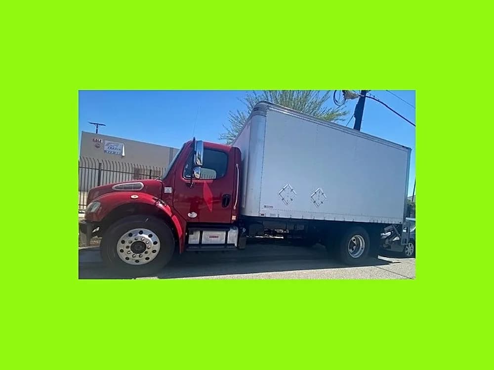 2015 Freightliner M2 106
