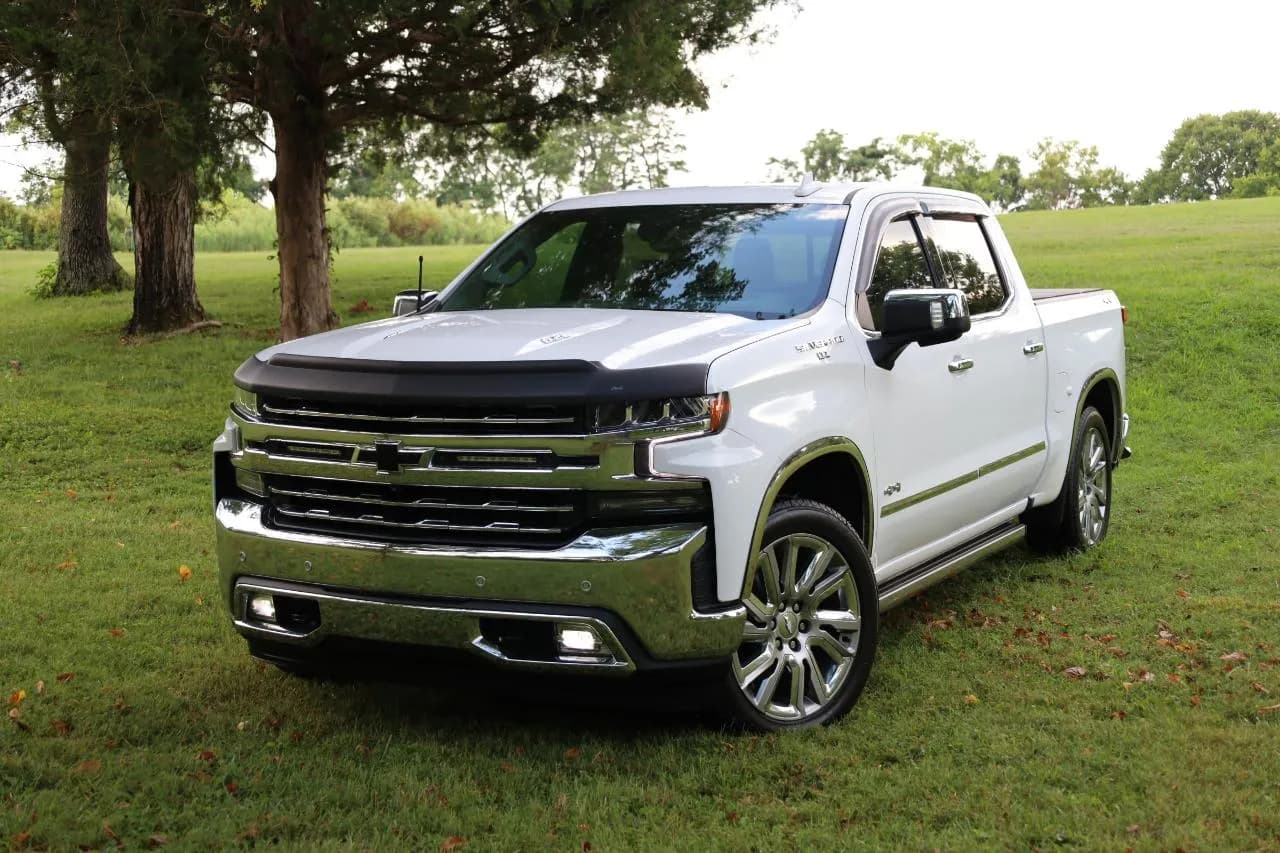 2022 Chevrolet Silverado 1500 Crew Cab LTZ - Pickup