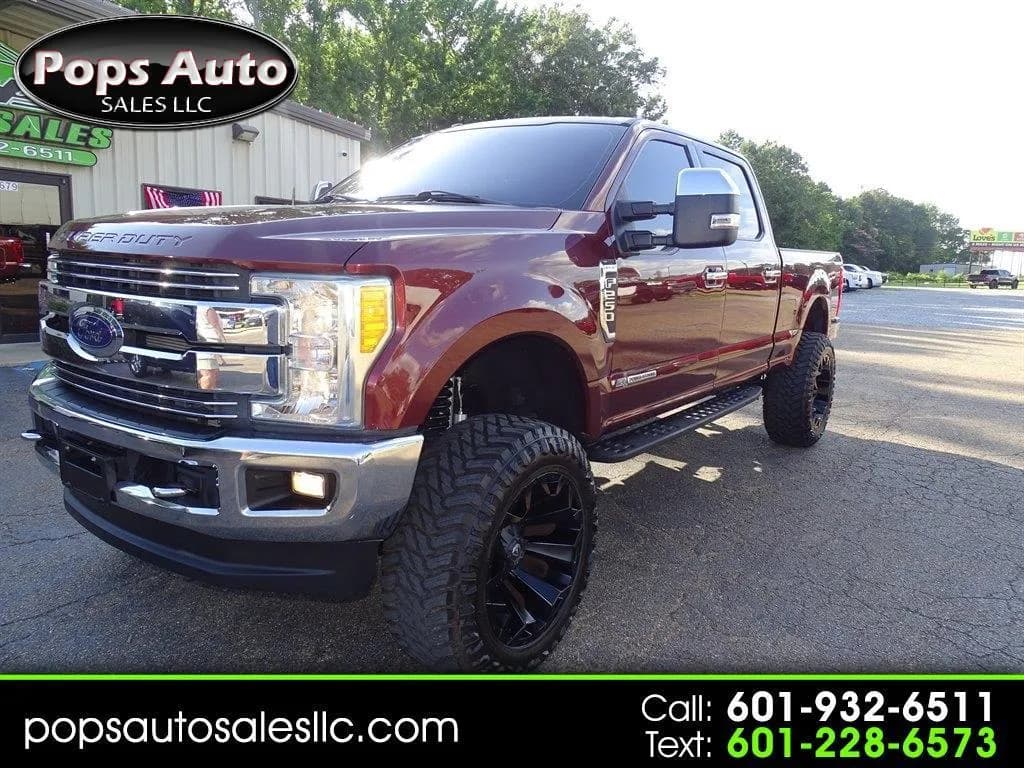 2017 Ford F-250 SD Lariat Crew Cab - Pickup