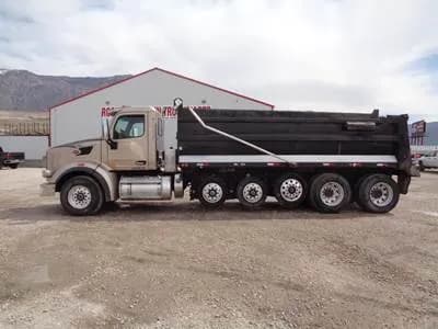 2016 Peterbilt 567 Five Axle - Dump
