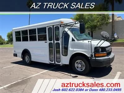 2008 Chevrolet Express 3500 15 Passenger Bus - Passenger Bus / Shuttle Bus / SUV