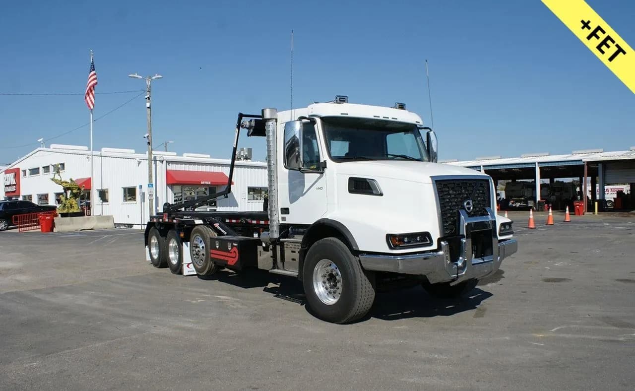 2026 Volvo VHD64B300 - Garbage