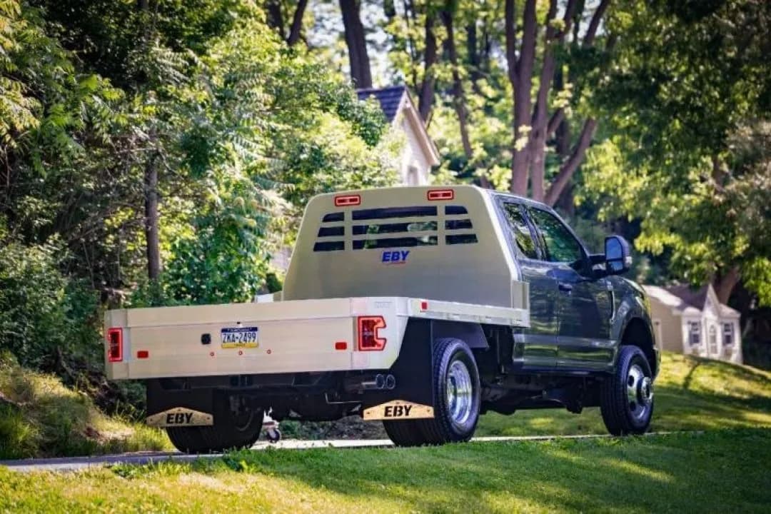 2026 - Flatbed