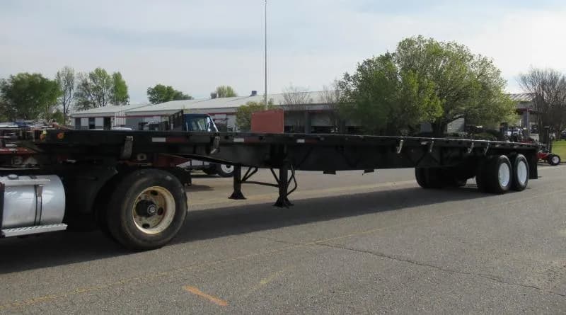 2004 Lufkin 48 ft x 102 in - Flatbed