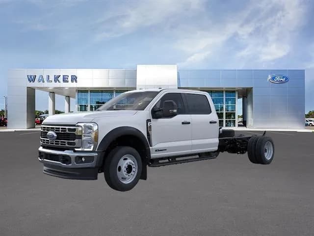 2026 Ford F-450 Crew Cab - Chassis