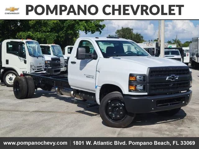 2024 Chevrolet Silverado 6500 - Chassis