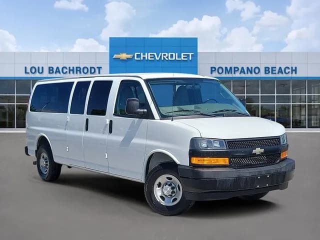 2023 Chevrolet Express 3500 - Vans