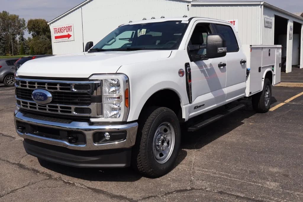 2026 Ford F-350 Crew Cab - Chassis
