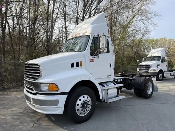 2005 Sterling A9500 - Day Cab