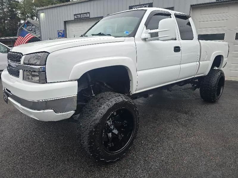 2004 Chevrolet Silverado 2500HD Ext Cab Long Bed