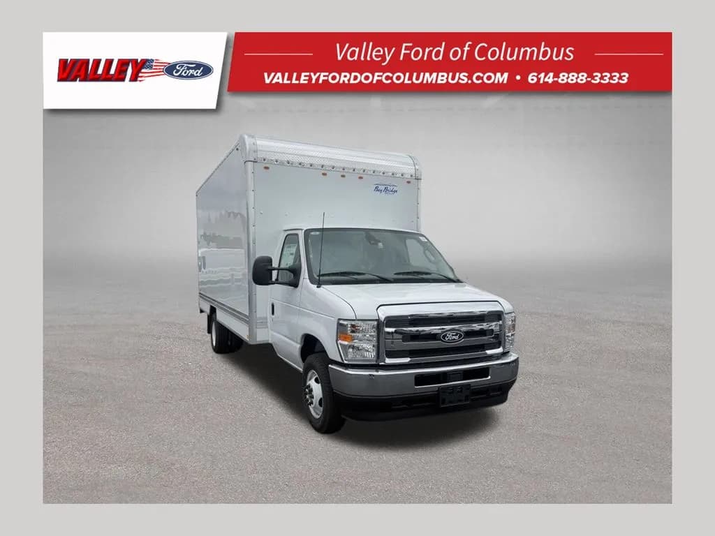 2027 Ford E-450 - Box