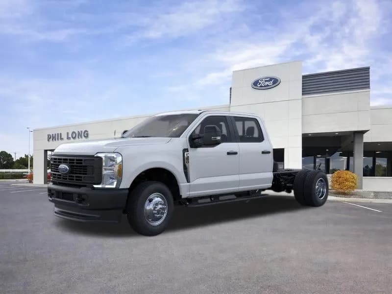 2026 Ford F-350 Crew Cab - Chassis