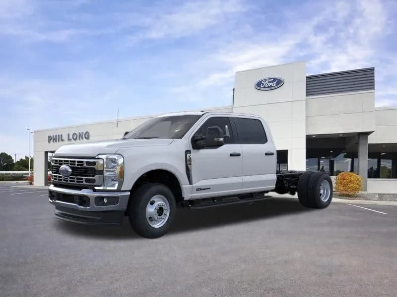 2026 Ford F-350 Crew Cab - Chassis