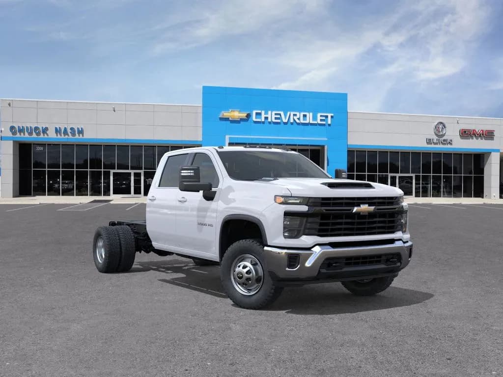 2026 Chevrolet Silverado 3500 Crew Cab - Chassis