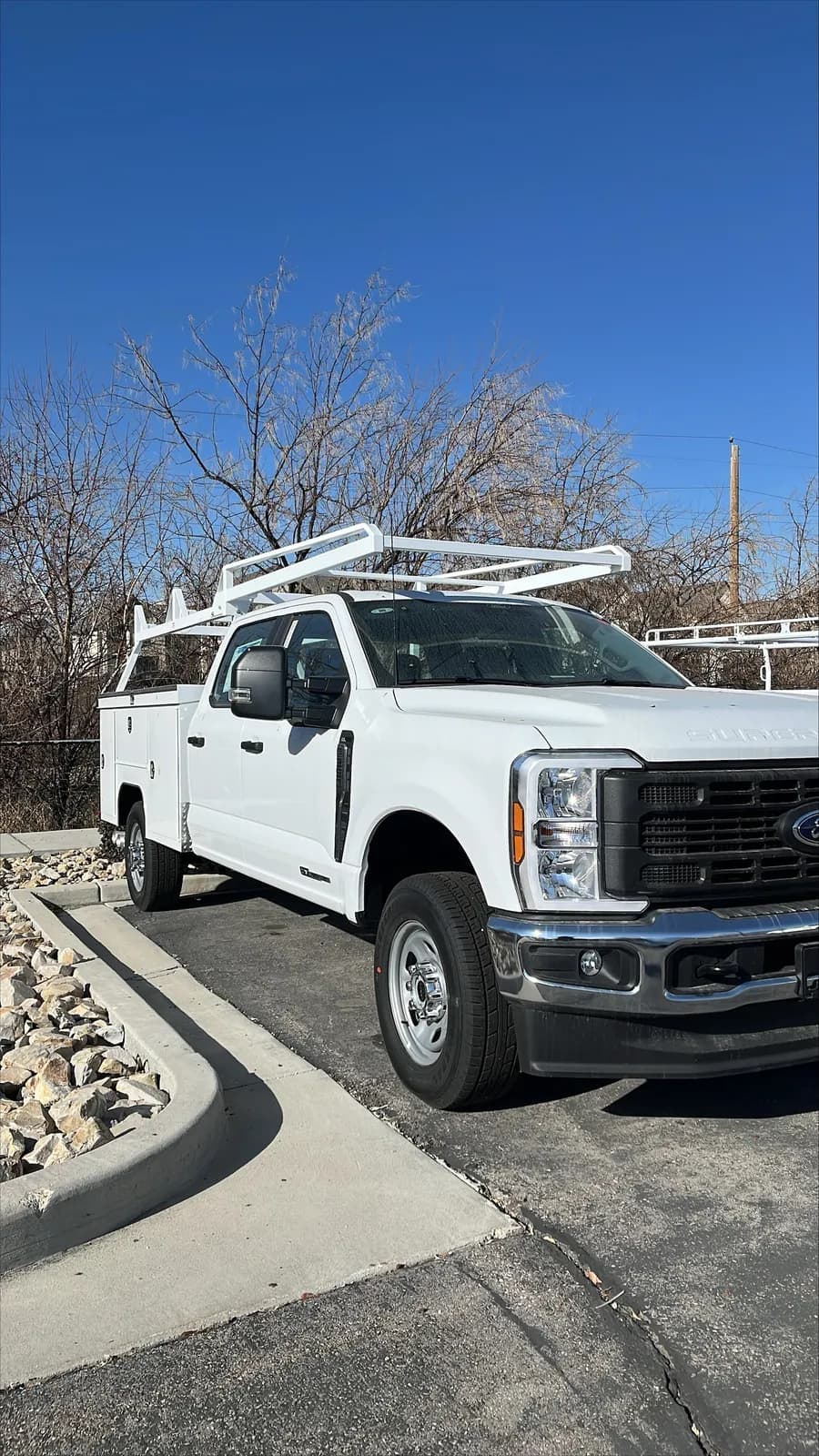 2026 Ford F-350 Crew Cab - Service