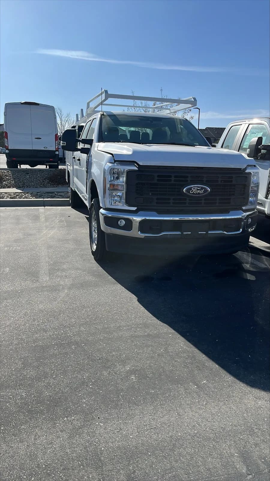 2026 Ford F-350 Crew Cab - Service