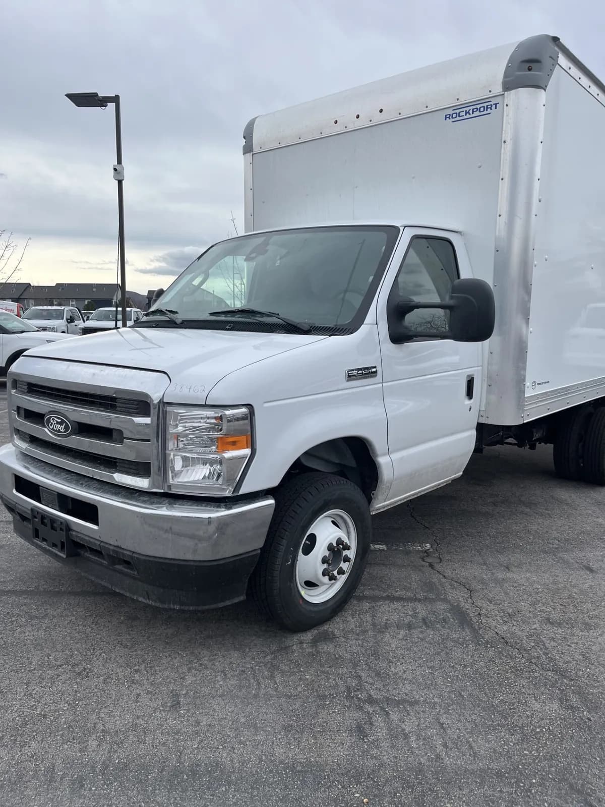2026 Ford E-450 - Box