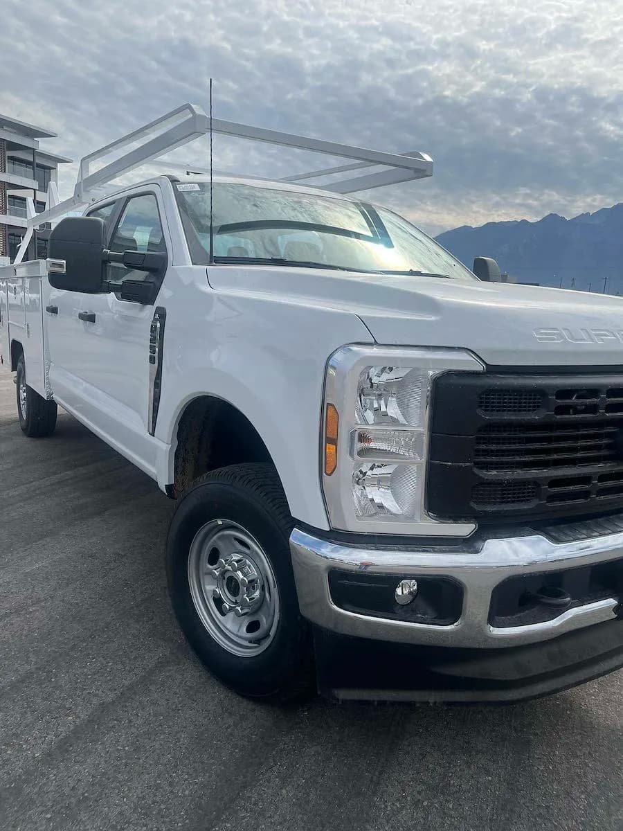 2026 Ford F-250 Crew Cab - Service