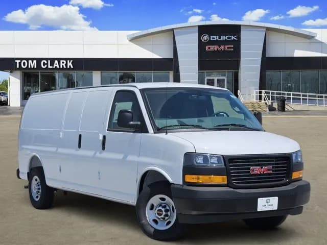 2026 GMC Savana 3500 - Vans