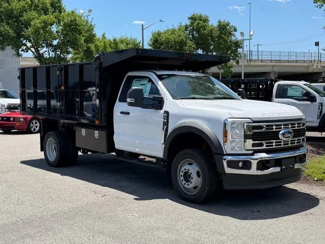 2026 Ford F-550 - Dump