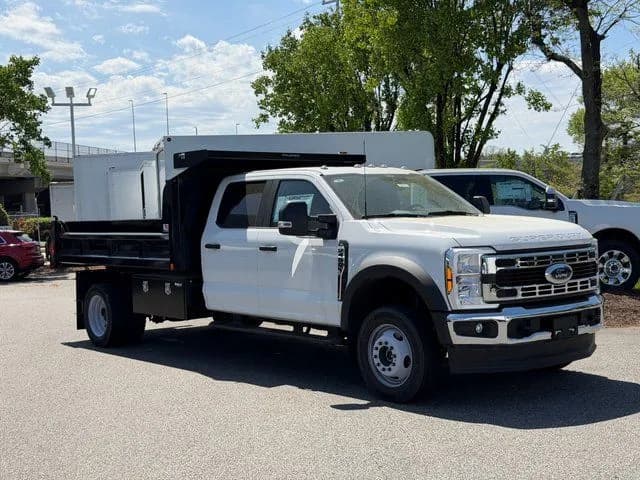 2025 Ford F-450 Crew Cab - Dump
