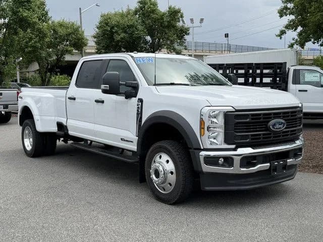 2026 Ford F-450 Crew Cab - Pickup