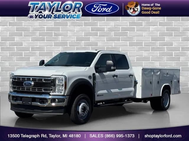 2026 Ford F-450 Crew Cab - Service