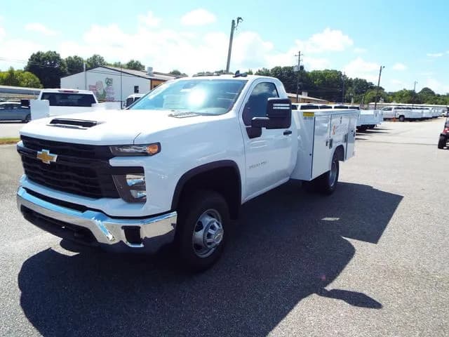 2024 Chevrolet Silverado 3500 - Flatbed