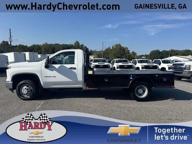 2025 Chevrolet Silverado 3500 - Flatbed