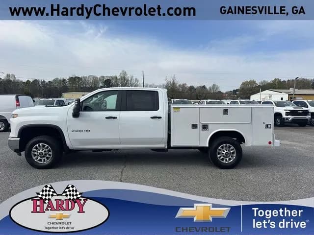 2026 Chevrolet Silverado 2500 Crew Cab - Service