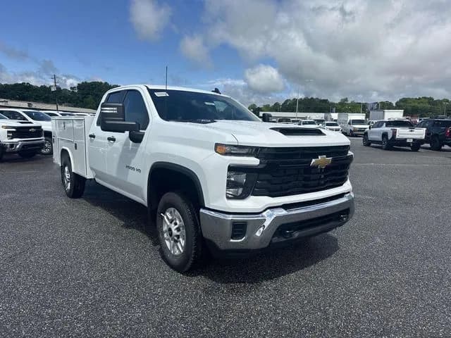2026 Chevrolet Silverado 2500 - Service