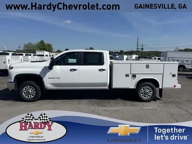 2026 Chevrolet Silverado 2500 Crew Cab - Service