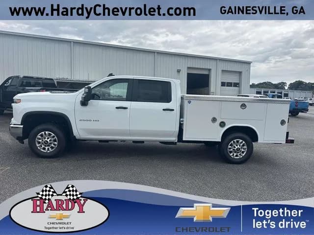2026 Chevrolet Silverado 2500 Crew Cab - Service