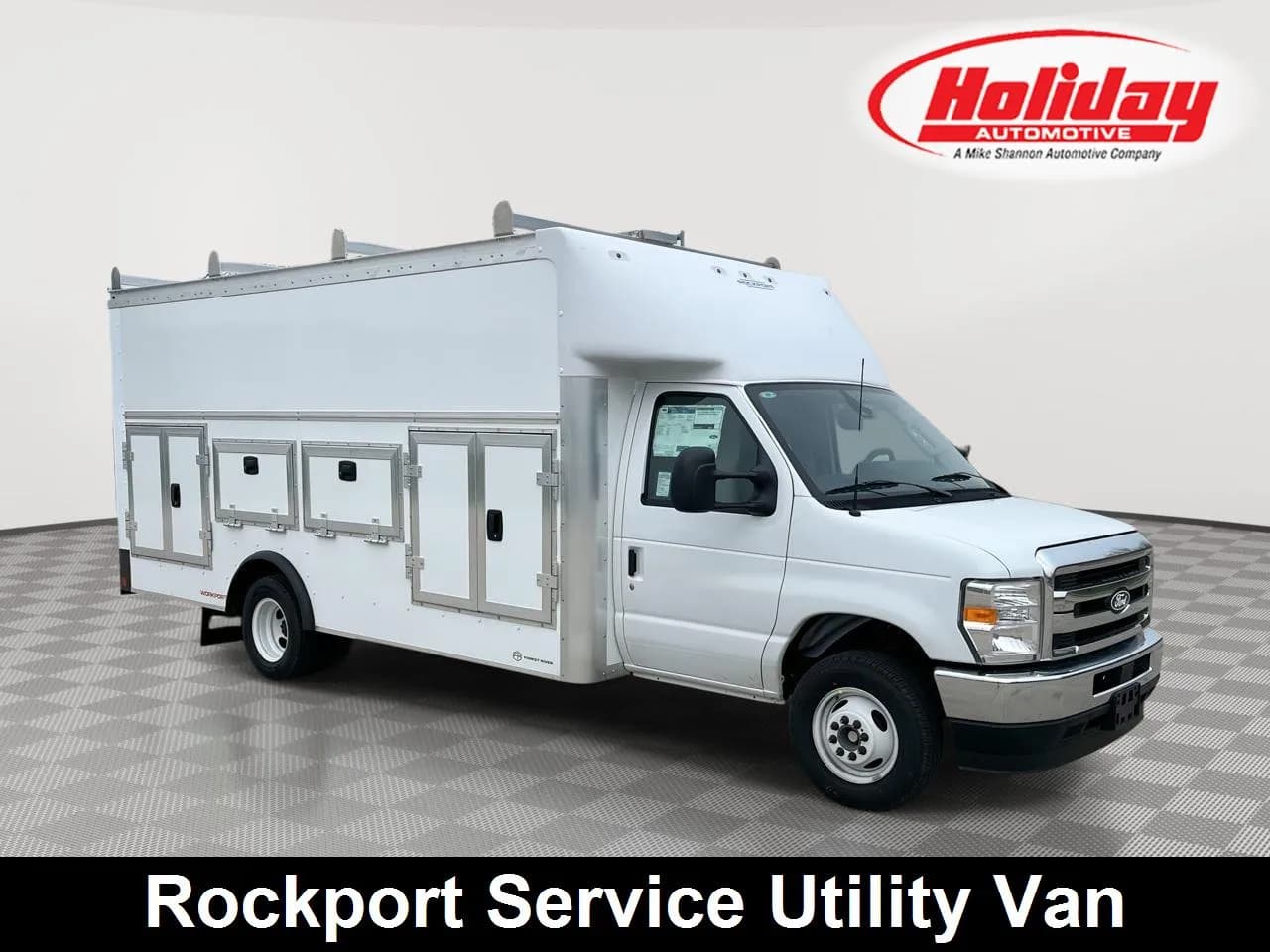 2027 Ford E-450 - Service