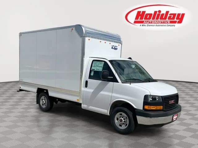 2026 GMC Savana 3500 - Box