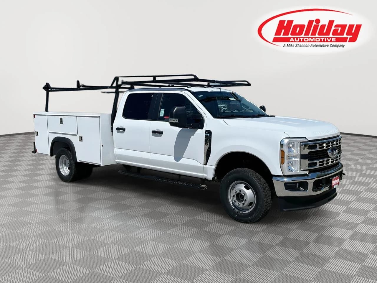 2026 Ford F-350 Crew Cab - Service