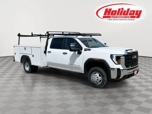 2026 GMC Sierra 3500 Crew Cab - Service