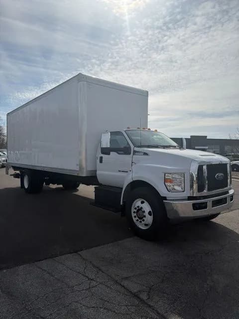 2026 Ford F-750 - Box