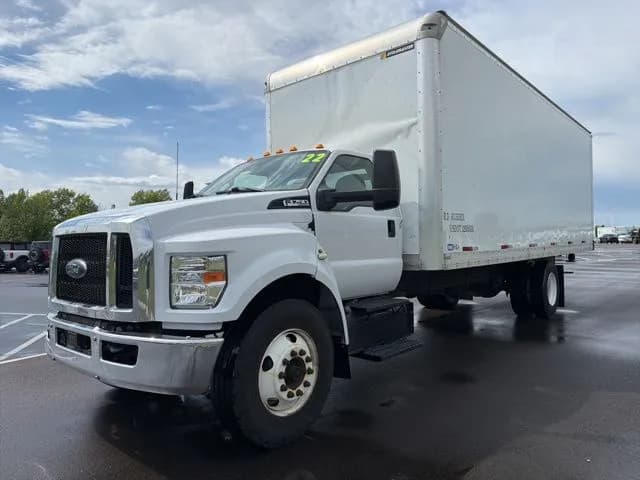 2022 Ford F-750 - Box