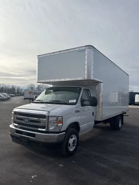 2026 Ford E-450 - Box