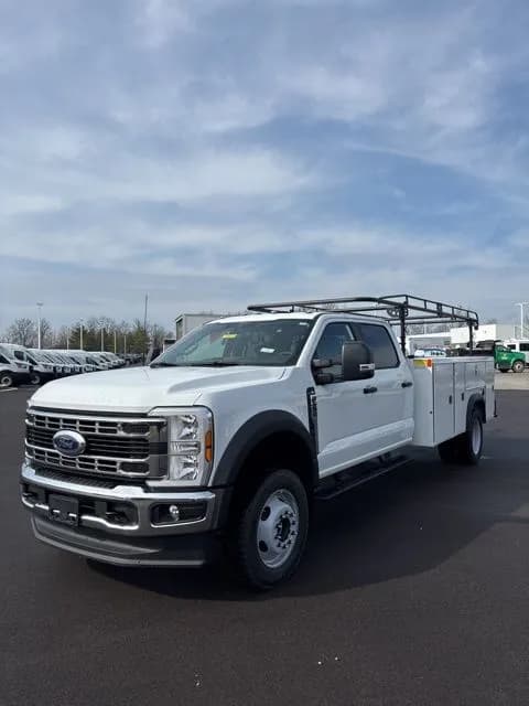 2026 Ford F-550 Crew Cab - Service