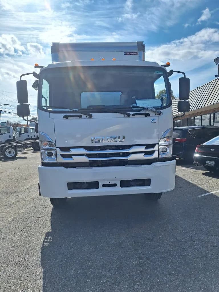 2025 Isuzu FTR