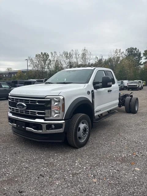 2026 Ford F-450 - Chassis