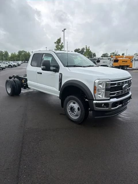 2026 Ford F-450 - Chassis