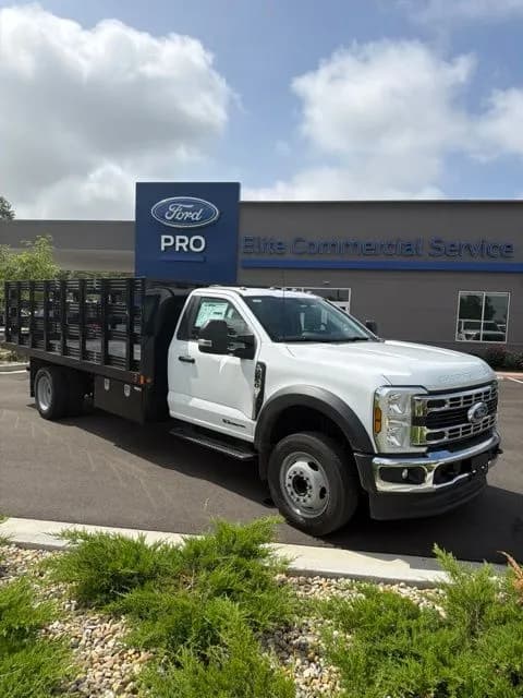 2026 Ford F-550 - Stake