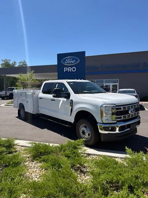 2026 Ford F-350 Crew Cab - Service
