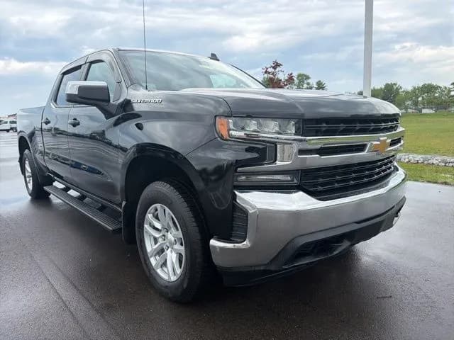 2020 Chevrolet Silverado 1500 Crew Cab - Pickup