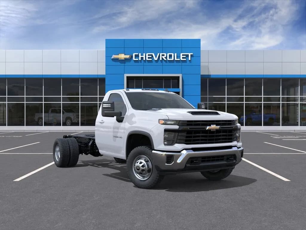 2026 Chevrolet Silverado 3500HD - Chassis